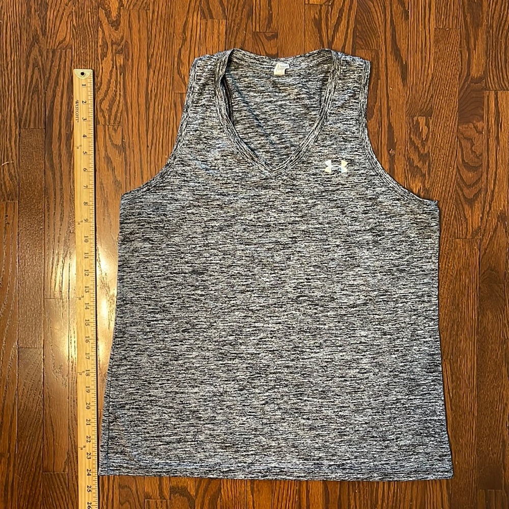 Under Armour Tech Tank / Size L